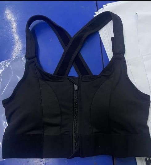 GlamVogue High Impact Sports Bra
